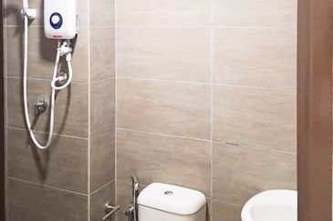 Double Storey Terrace House @ Taman Ruby, Dengkil