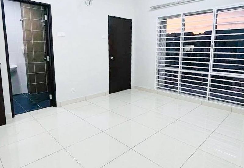 Double Storey Terrace House @ Taman Ruby, Dengkil