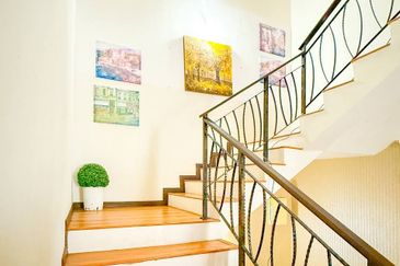 3-Storey Semi-D, Taman Tropika 2, Kajang