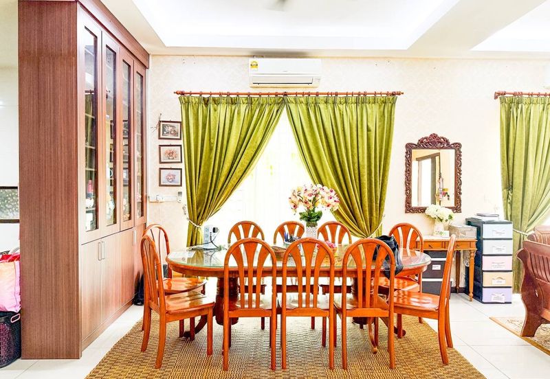 3-Storey Semi-D, Taman Tropika 2, Kajang