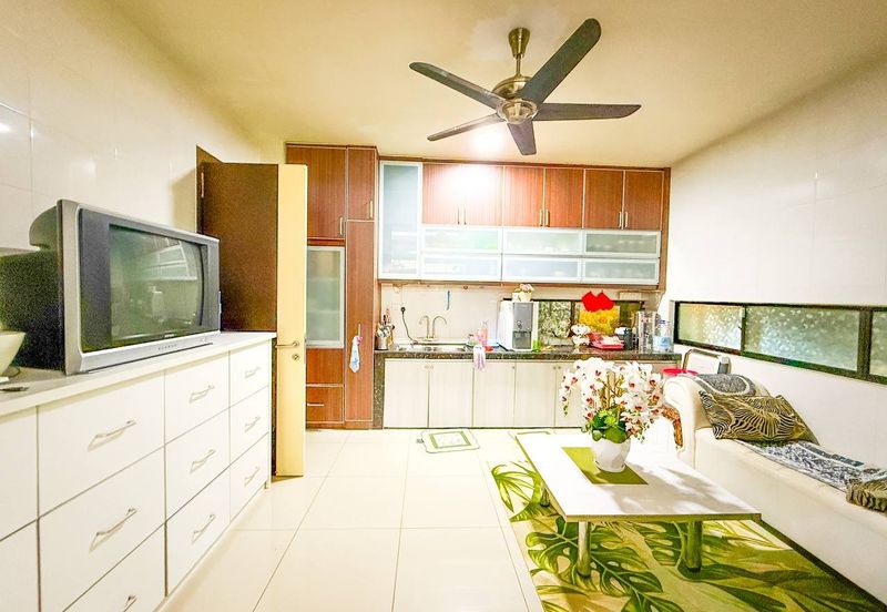 3-Storey Semi-D, Taman Tropika 2, Kajang