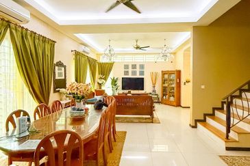 3-Storey Semi-D, Taman Tropika 2, Kajang