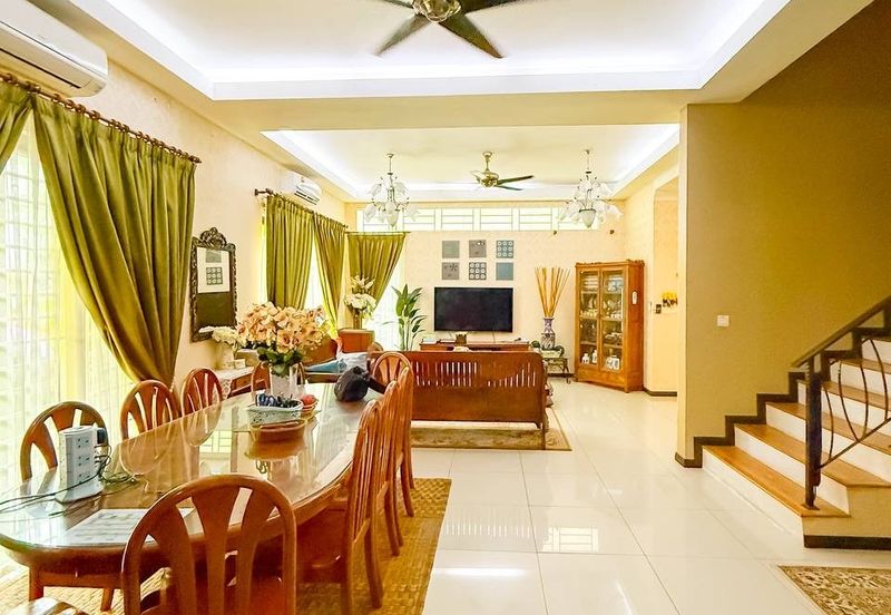 3-Storey Semi-D, Taman Tropika 2, Kajang