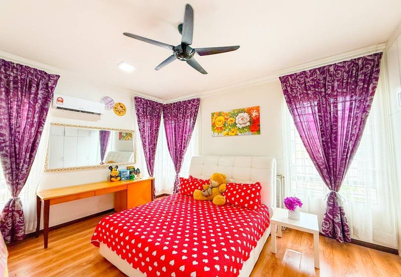 3-Storey Semi-D, Taman Tropika 2, Kajang