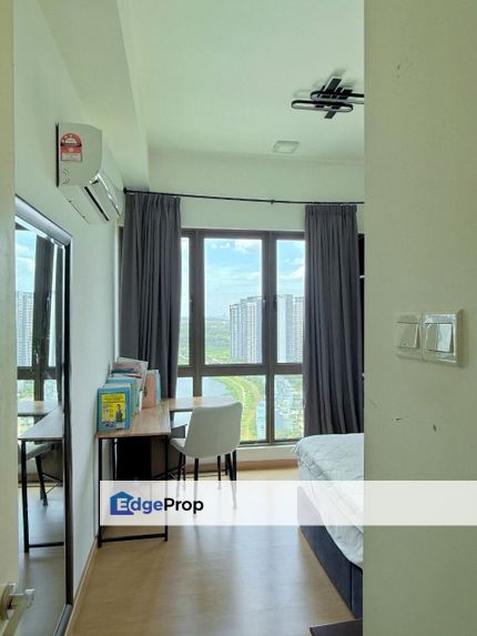 Fully Furnished Lakepoint Residence Condo, Selangor, Cyberjaya