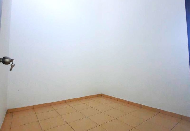 1 Storey End Lot Taman Desa Idaman 2, Banting