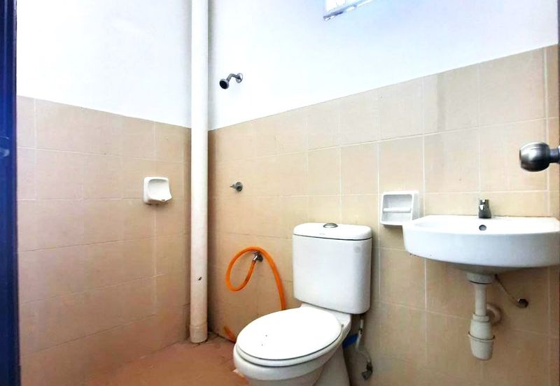 1 Storey End Lot Taman Desa Idaman 2, Banting