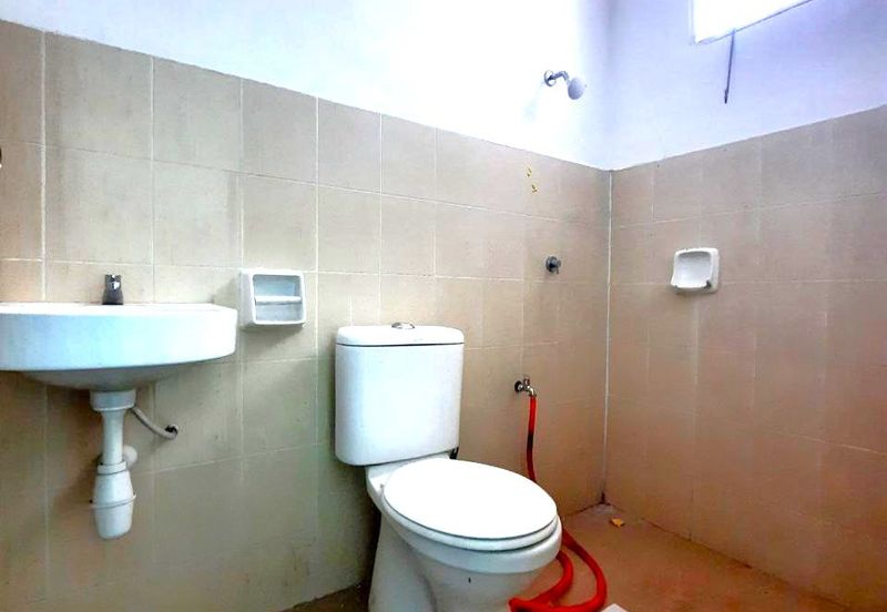 1 Storey End Lot Taman Desa Idaman 2, Banting