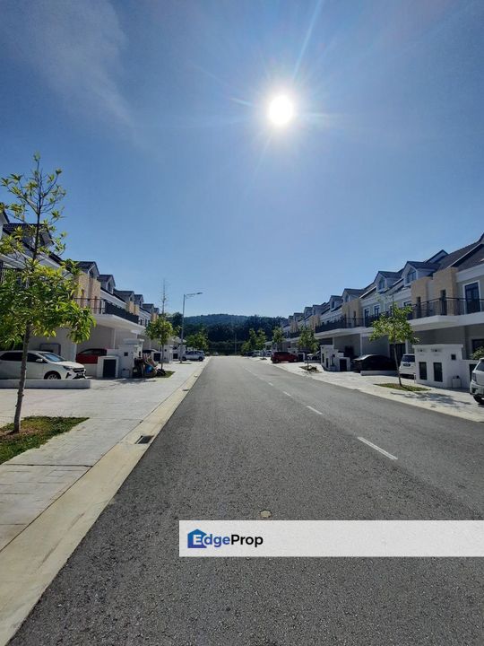 2 Sty Fully Furnished Monet Springtime Sunsuria City, Selangor, Dengkil