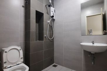 Monet Springtime @ Sunsuria City