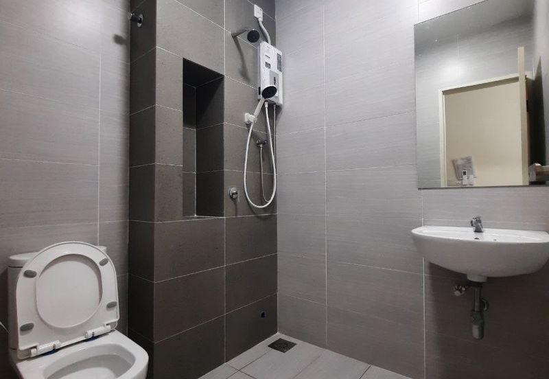 Monet Springtime @ Sunsuria City