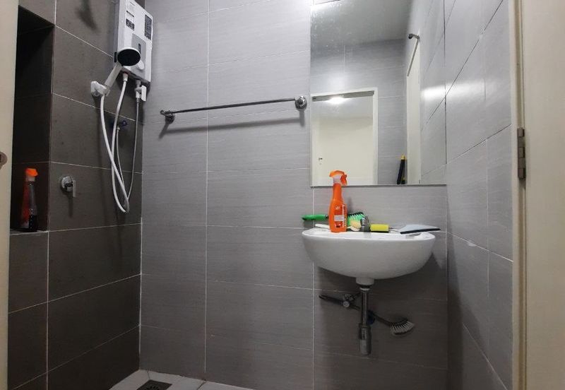 Monet Springtime @ Sunsuria City