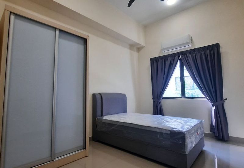 Monet Springtime @ Sunsuria City