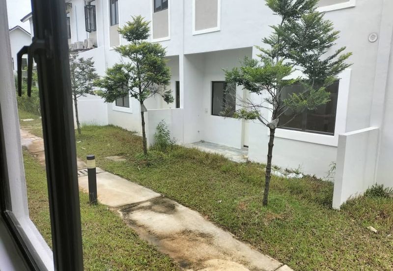 Monet Springtime @ Sunsuria City