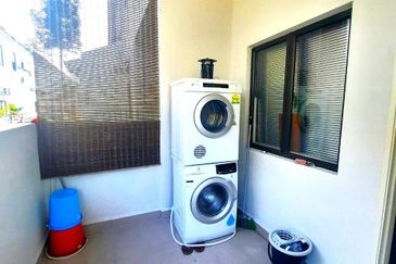 Monet Springtime @ Sunsuria City