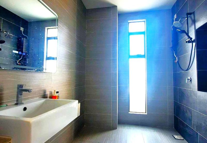 Monet Springtime @ Sunsuria City