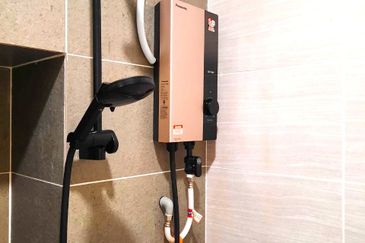 Monet Springtime @ Sunsuria City