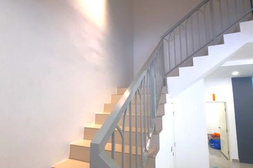 Monet Springtime @ Sunsuria City