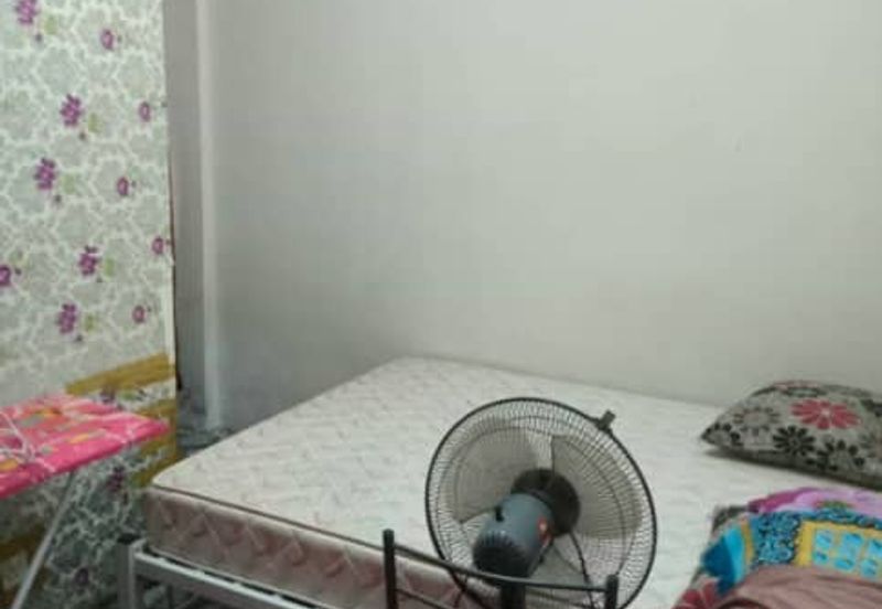 Taman Dahlia, Sepang