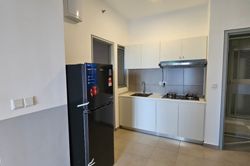 Tangerine Suites @ Sunsuria City