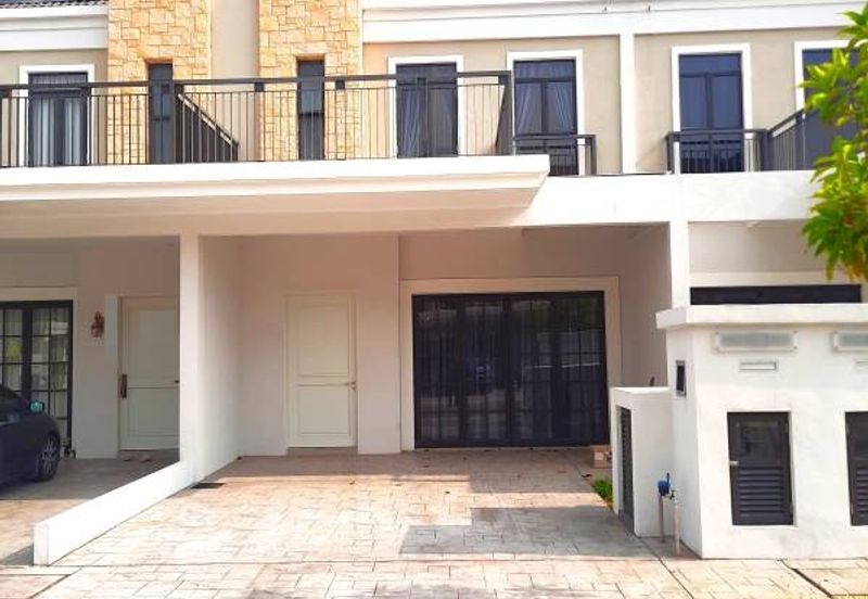 Monet Springtime @ Sunsuria City