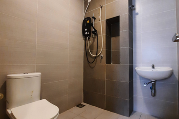 Monet Springtime @ Sunsuria City