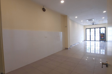 Monet Springtime @ Sunsuria City