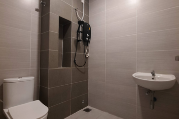 Monet Springtime @ Sunsuria City