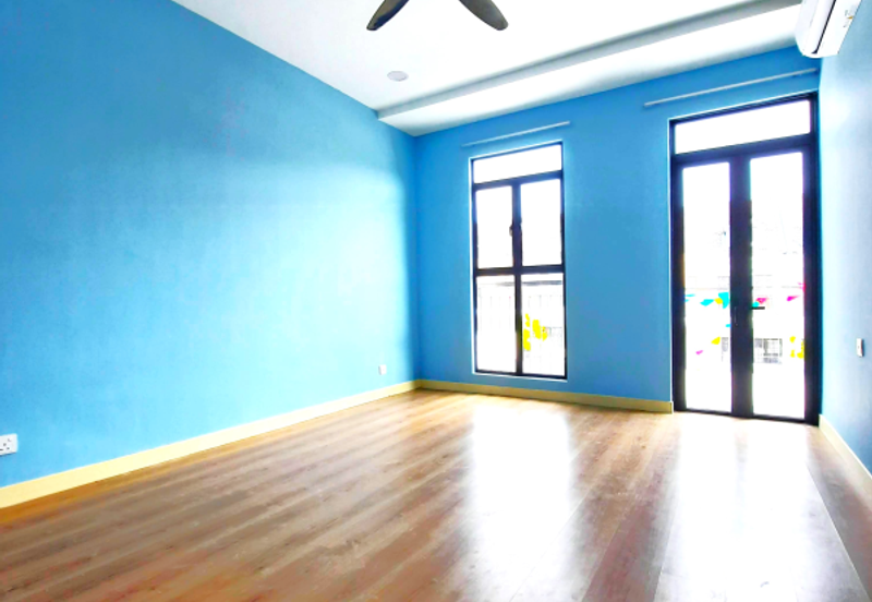 Monet Springtime @ Sunsuria City