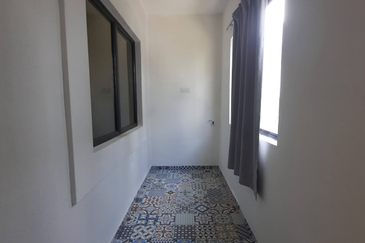 Monet Springtime @ Sunsuria City