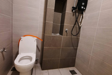 Monet Springtime @ Sunsuria City