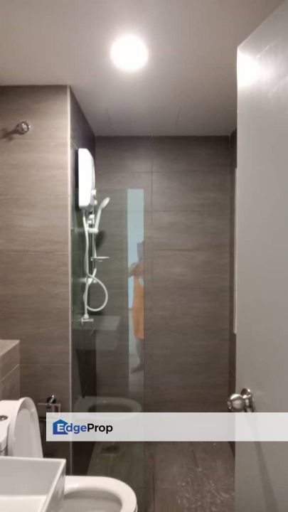 Fully Furnished Maya Bay Residence, Selangor, Banting