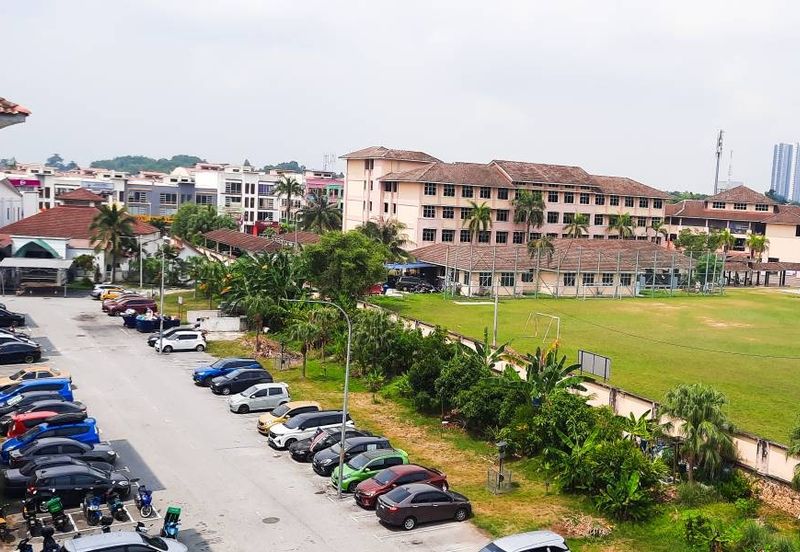 Pangsapuri Megah Villa