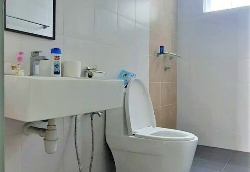 Aurora Residence @ Lake Side City