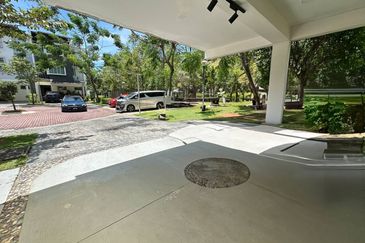 Symphony Hills Schubert