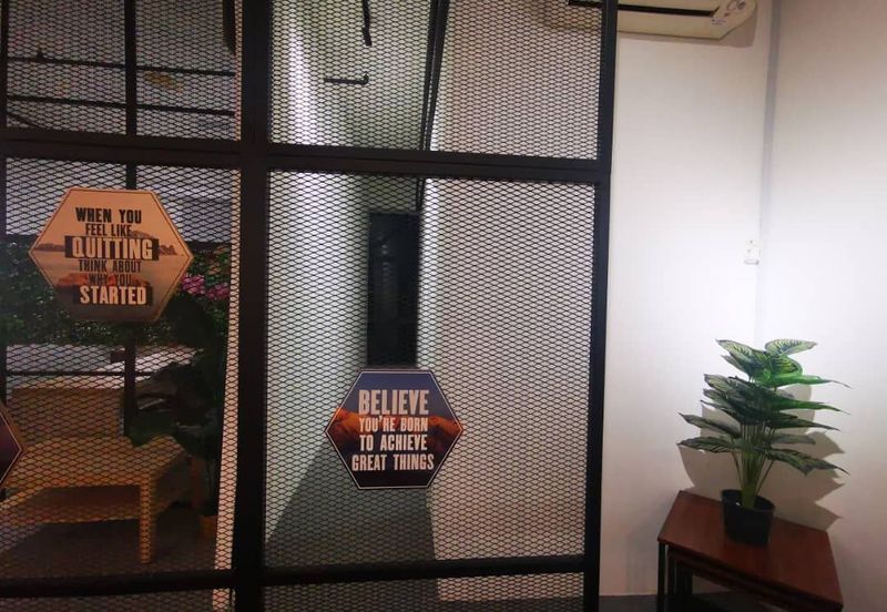 Kenwingston Business Centre