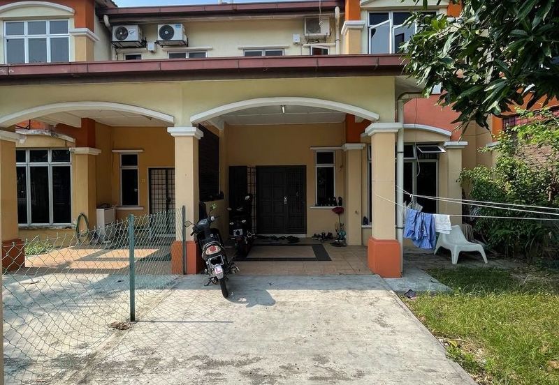 Jalan Warisan Mulia, Kota Warisan