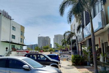 Double Storey Shop Lot At Jalan Vita Cyberjaya For Sale 