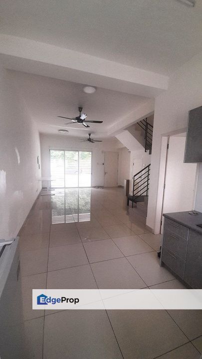 3 Storey House Bayu Height 2 Balakong Selangor For Sale, Selangor, Balakong
