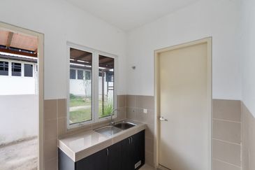 Duta Villa, Presint 14