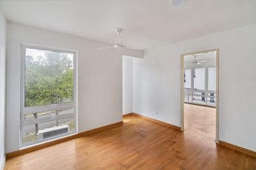 Duta Villa, Presint 14