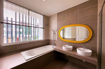 Jacaranda Garden Residence