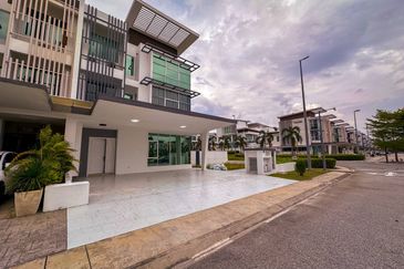 Jacaranda Garden Residence