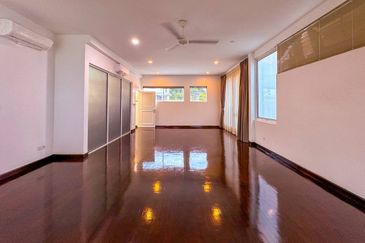 Jacaranda Garden Residence