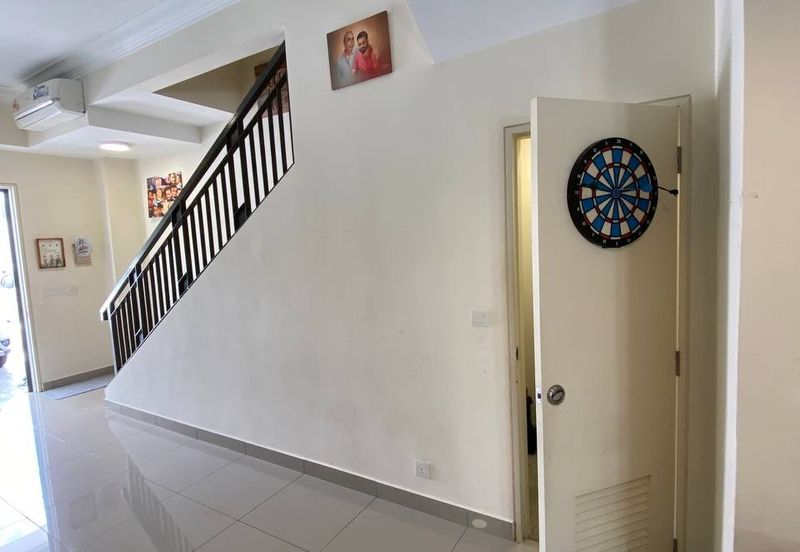 Monet Lily @ Sunsuria City