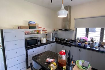 Monet Lily @ Sunsuria City