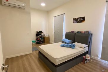 Monet Lily @ Sunsuria City