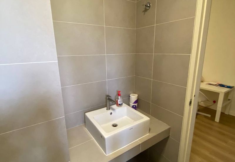 Monet Lily @ Sunsuria City