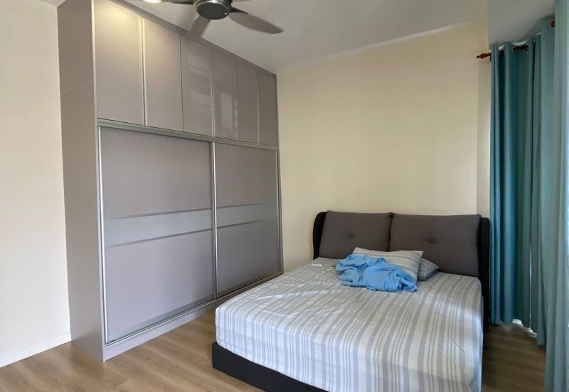 Monet Lily @ Sunsuria City