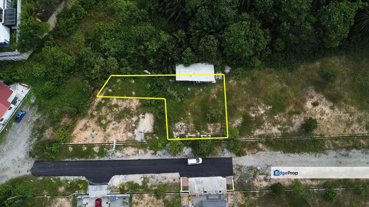 Commercial Land 5,562 Sqft Jenderam Hilir For Sale , Selangor, Dengkil